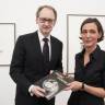 Evelina Cajacob ist Trägerin des zweiten Kunstpreises der Südostschweiz Medien